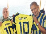 Alex: Huzurlu uyu Lefter