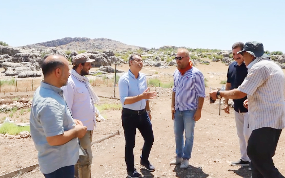 Eş Başkan Şiyar Güldiken’den Çayönü’ndeki kazı alanına ziyaret