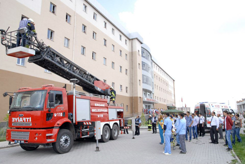 Ergani Devlet Hastanesi'nde Yangın Tatbikatı