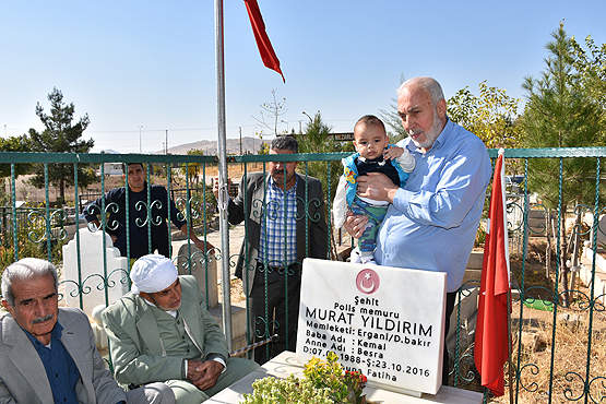 Şehit Polis Yıldırım Mezarı Başında Anıldı