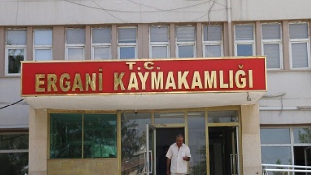 9 aylık iş için Yüzlerce Başvuru