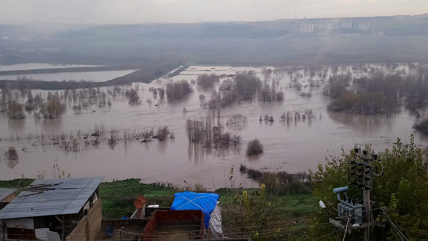 Baraj Kapağı Koptu, 5 ilçe Uyarıldı