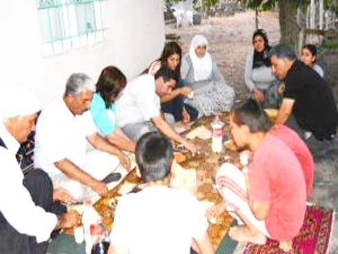 Belediye köylülerle iftarda buluşuyor