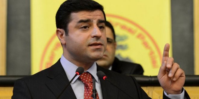 Demirtaş'tan tepki çeken iki vekile uyarı