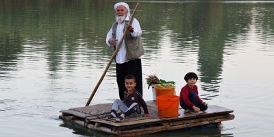 Dicle Nehri’nde tehlikeli yolculuk! 