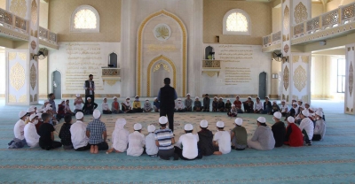 Ergani'de çocuklara namaz eğitimi verildi 